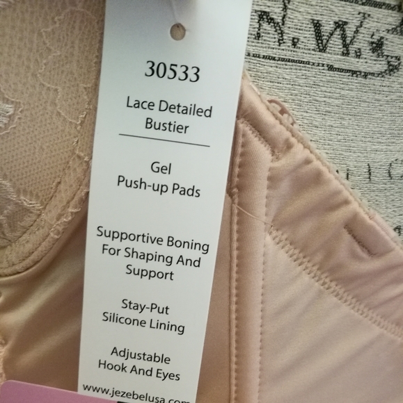 NWT 32B Beige Lace Padded Wedding Bustier - Picture 8 of 8